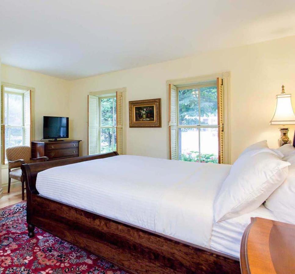 Hotel The Shire Woodstock Esterno foto