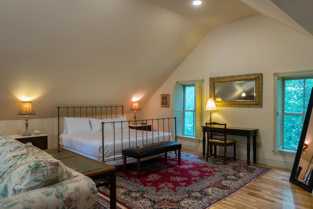Hotel The Shire Woodstock Esterno foto
